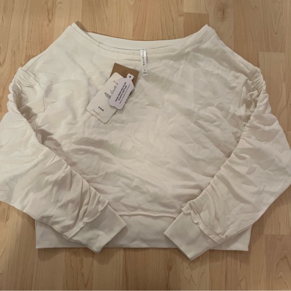 NWT! Fabletics “Kaylee Pullover” Oversized Slouchy Sweatshirt - Picture 5 of 7